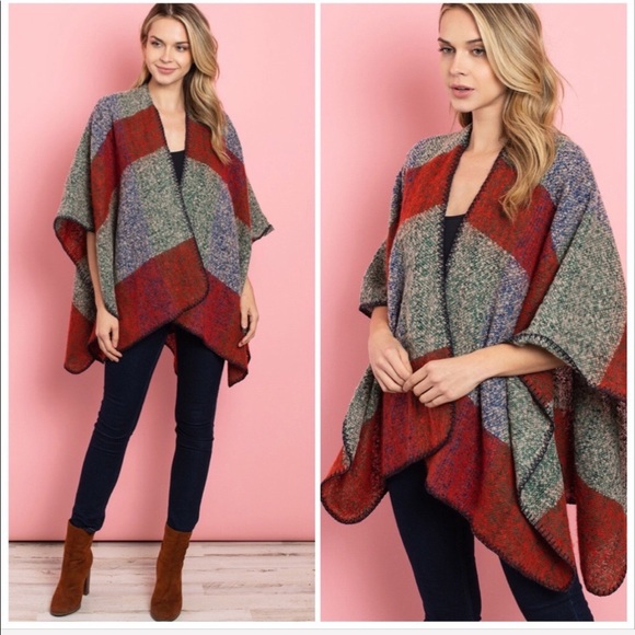 NEW‼️BRICK GREEN PONCHO - top - Picture 1 of 2